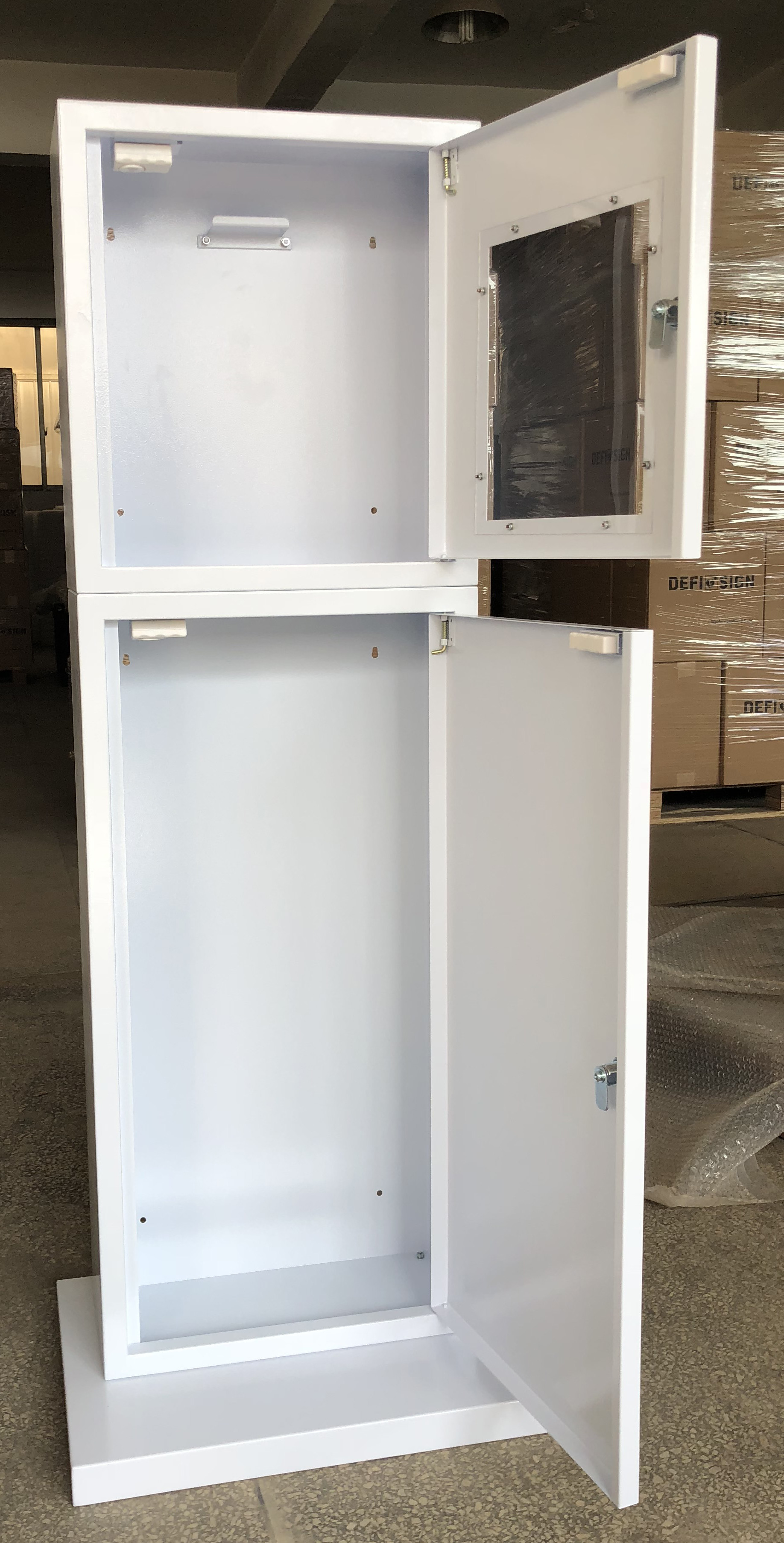 Outdoor Free Standing Emergency Defibrillator Box For First Aid Storage